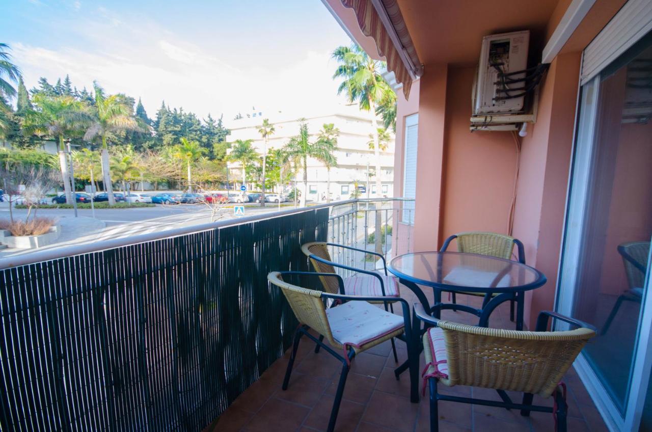 Aparment Neptuno- Located On The Promenade A Few Metres From The Beach. Эстепона Экстерьер фото