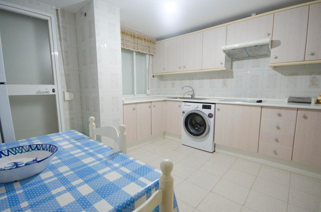 Aparment Neptuno- Located On The Promenade A Few Metres From The Beach. Эстепона Экстерьер фото